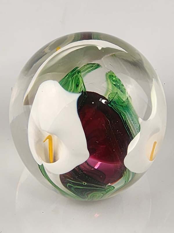 Glass: Peter Raos Lily Glass Paperweight