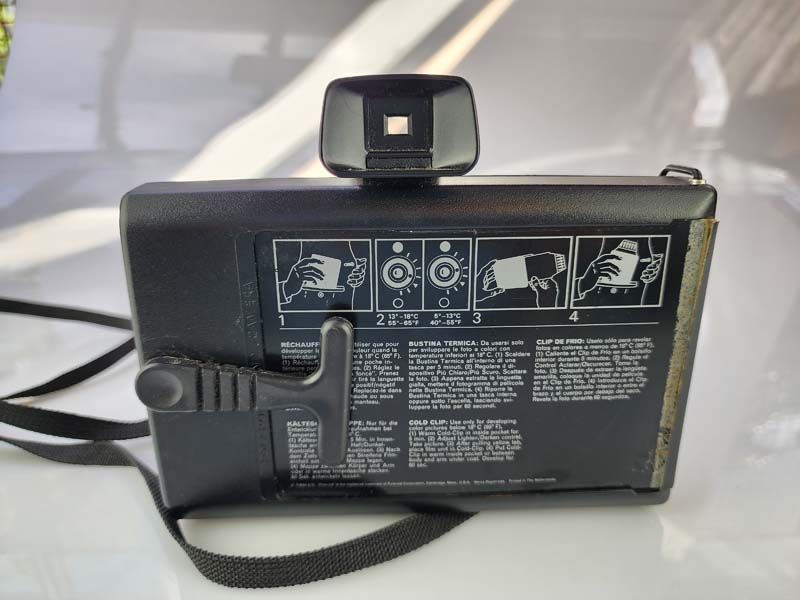 Vintage & Retro: Polaroid EE66 camera