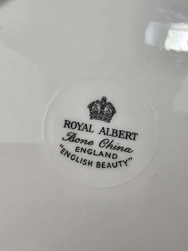 Royal Albert: Royal Albert - 2x English Beauty trios