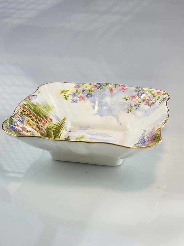 Royal Albert: Royal Albert - Kentish Rockery dish