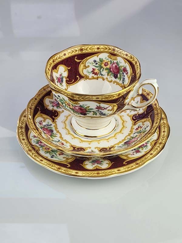 China & Ceramics: Royal Albert - Lady Hamilton Trio
