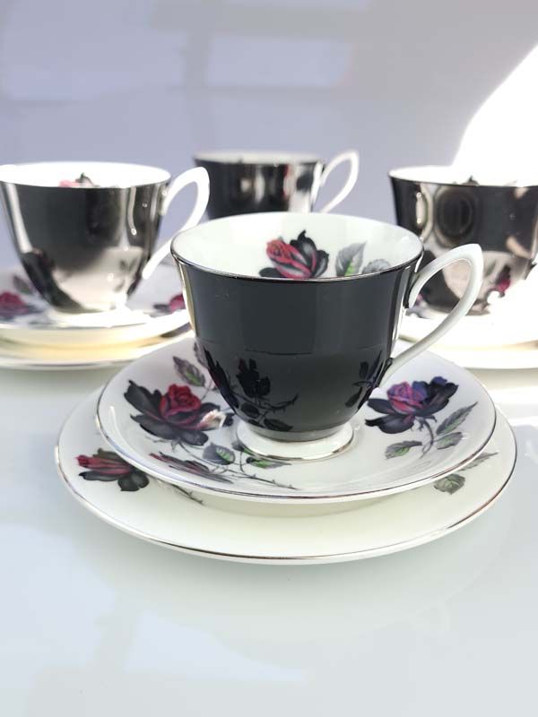 China & Ceramics: Royal Albert - Masquerade in pink trio