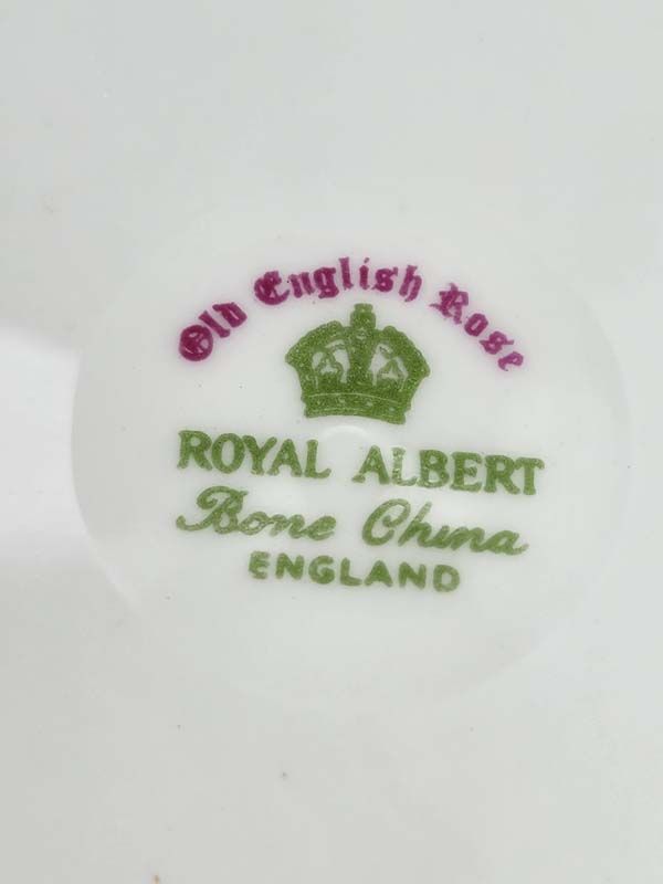 Royal Albert: Old English Rose Trio