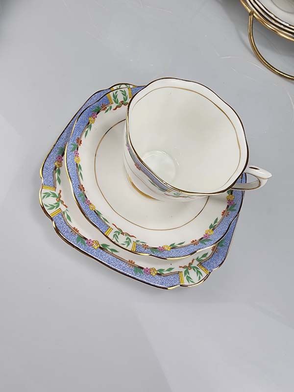 China & Ceramics: Royal Albert - Orient Tea Set