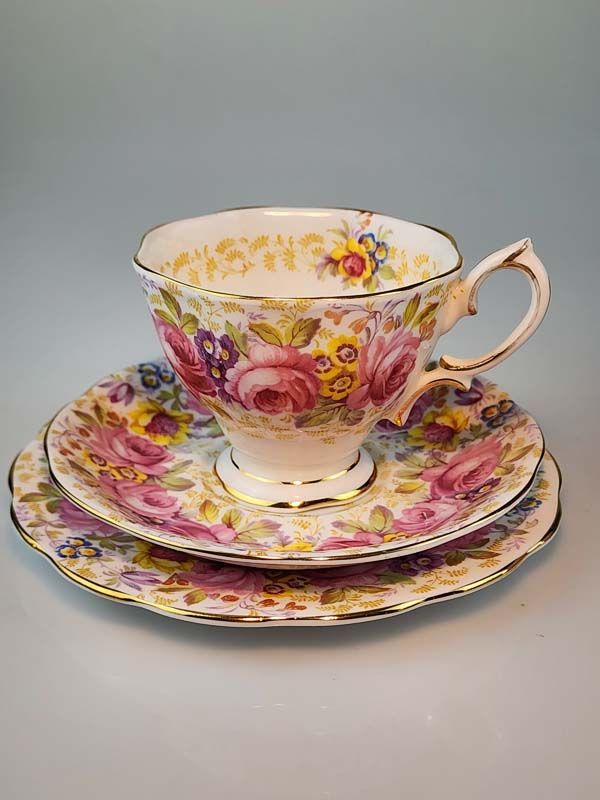 Royal Albert: Royal Albert - Serena trio