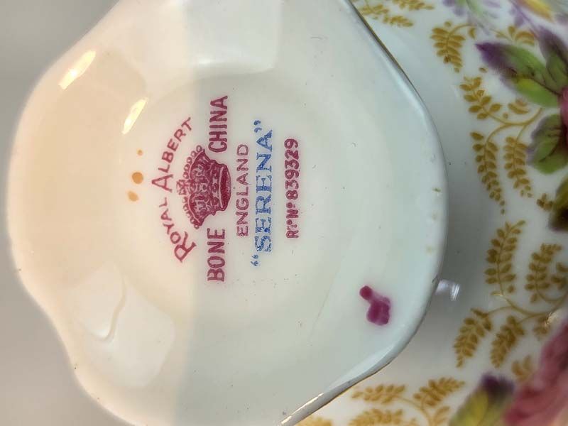 Royal Albert: Royal Albert - Serena trio