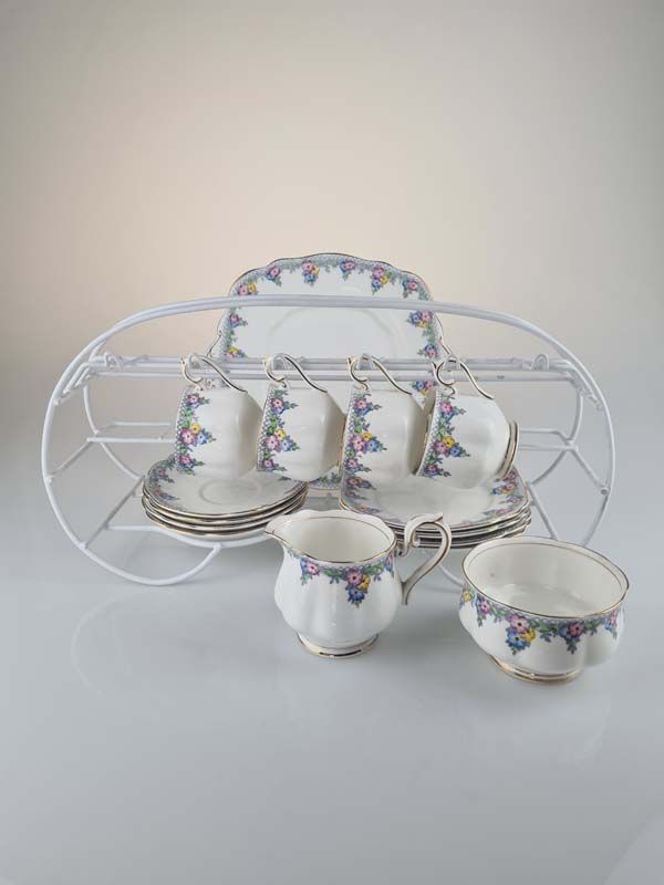 Royal Albert - Trellis Tea Set