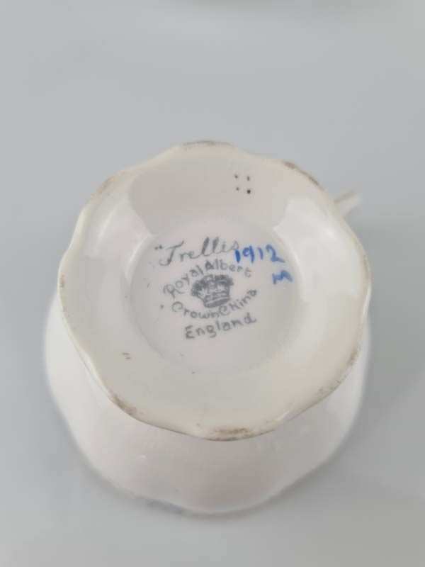 Royal Albert: Royal Albert - Trellis Trio