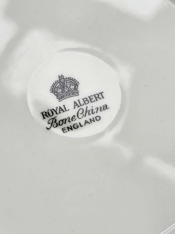 Royal Albert: Forget-me-nots Trio (yellow)