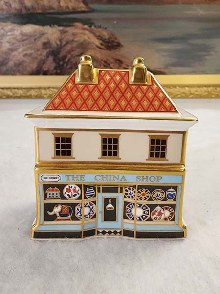 Royal Crown Derby: Royal Crown Derby - The China Shop