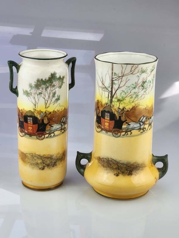 Royal Doulton: Coaching Days Vase - Royal Doulton