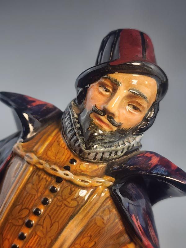 Royal Doulton figurine Sir Walter Raleigh HN2015