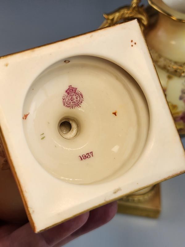 Royal Worcester: Royal Worcester Vases 1909