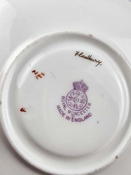 China & Ceramics: Royal Worcester Cottage Cups & Saucers