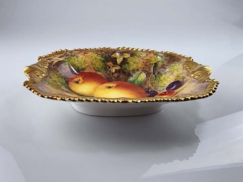China & Ceramics: Royal Worcester Dish - Fruit