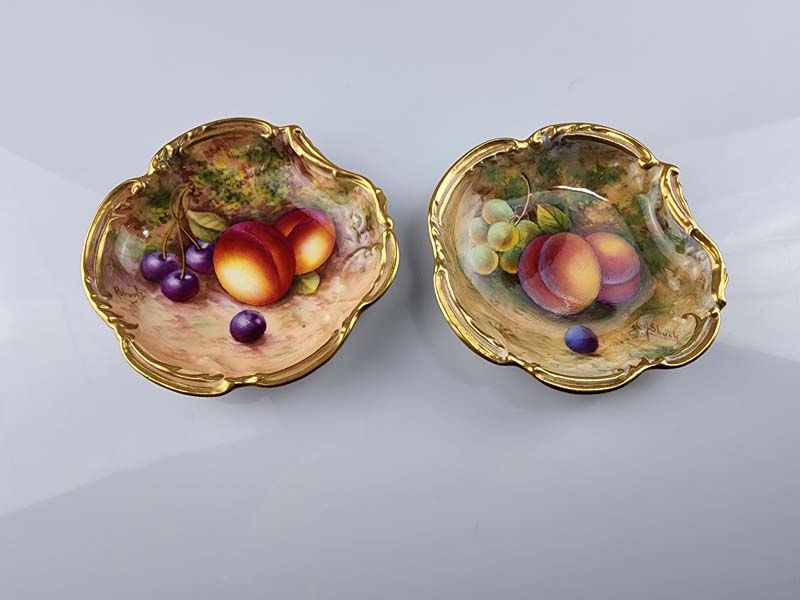 Royal Worcester: Royal Worcester Square Dish - Fruit