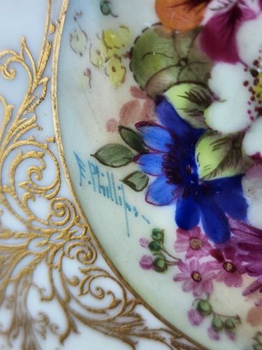 Royal Worcester: Royal Worcester Plate - Green Flower