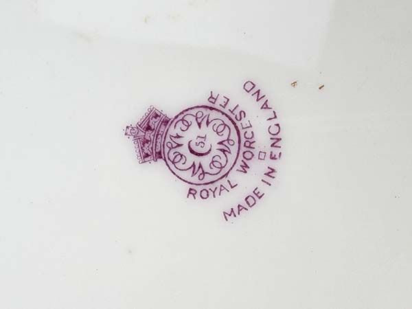 China & Ceramics: Royal Worcester Stinton Yellow Deer Plate