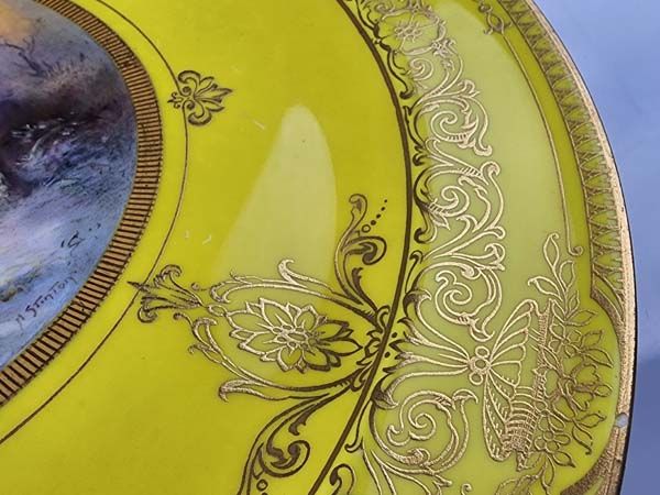 Royal Worcester: Royal Worcester Stinton Yellow Deer Plate