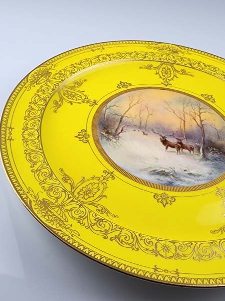 Royal Worcester: Royal Worcester Stinton Yellow Deer Plate