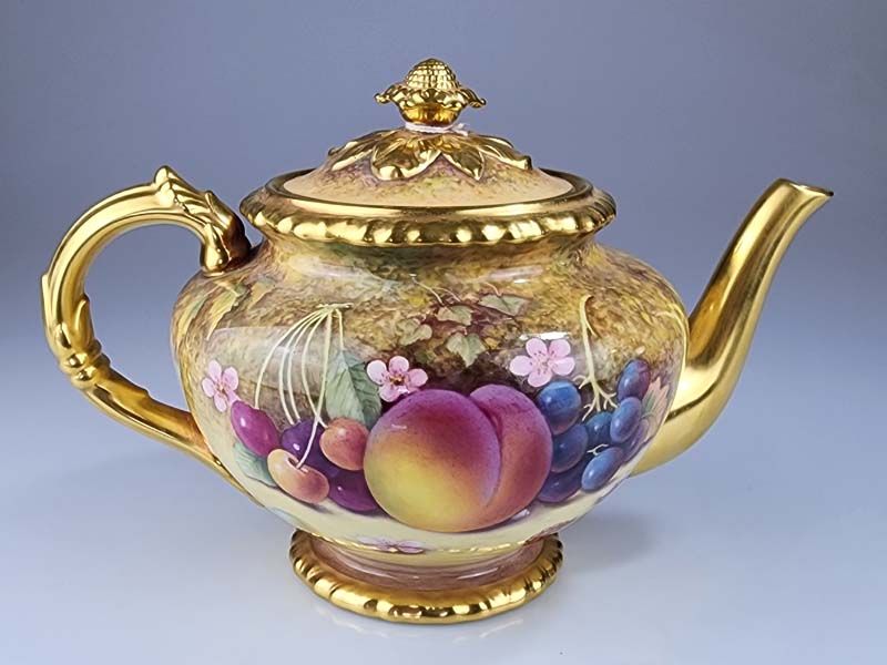 Royal Worcester Tea Pot, Heavy Gold
