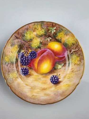 Royal Worcester: Royal Worcester Trio - Fruit