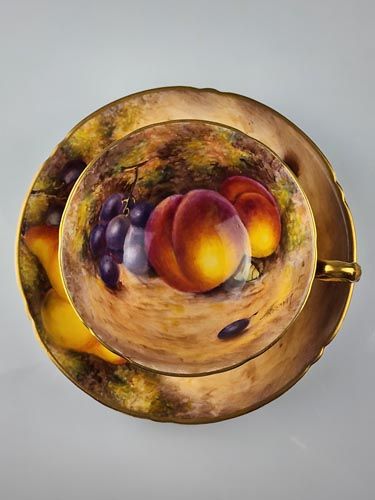 Royal Worcester: Royal Worcester Trio - Fruit