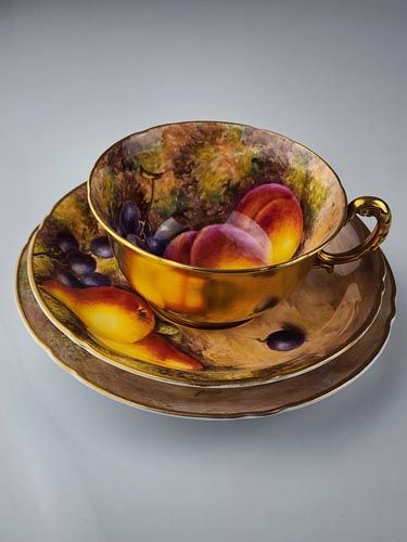 Royal Worcester: Royal Worcester Trio - Fruit