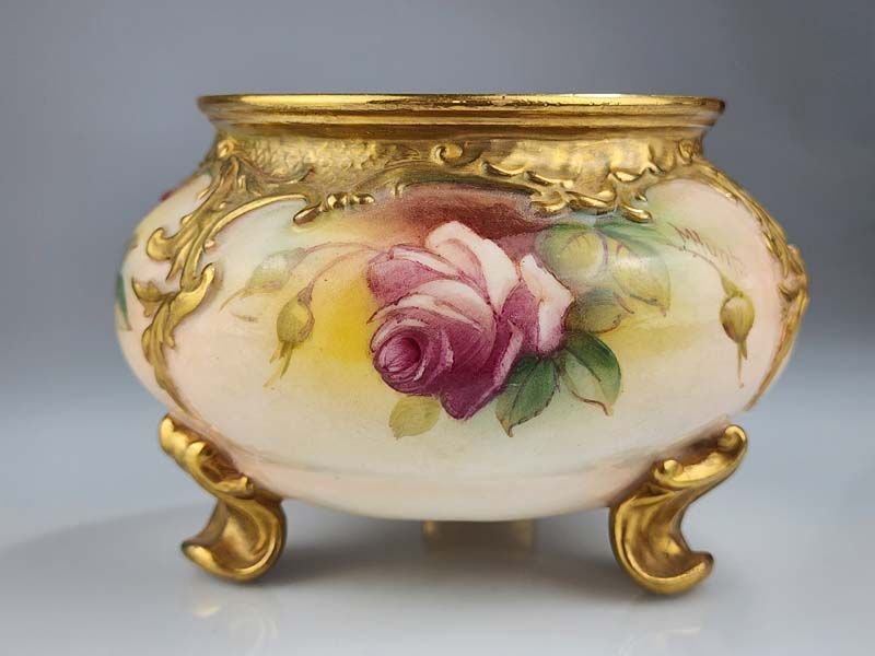 Royal Worcester Bowl 1938 - Roses