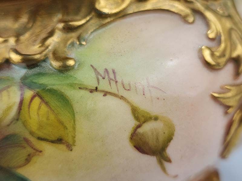 China & Ceramics: Royal Worcester Bowl - Roses
