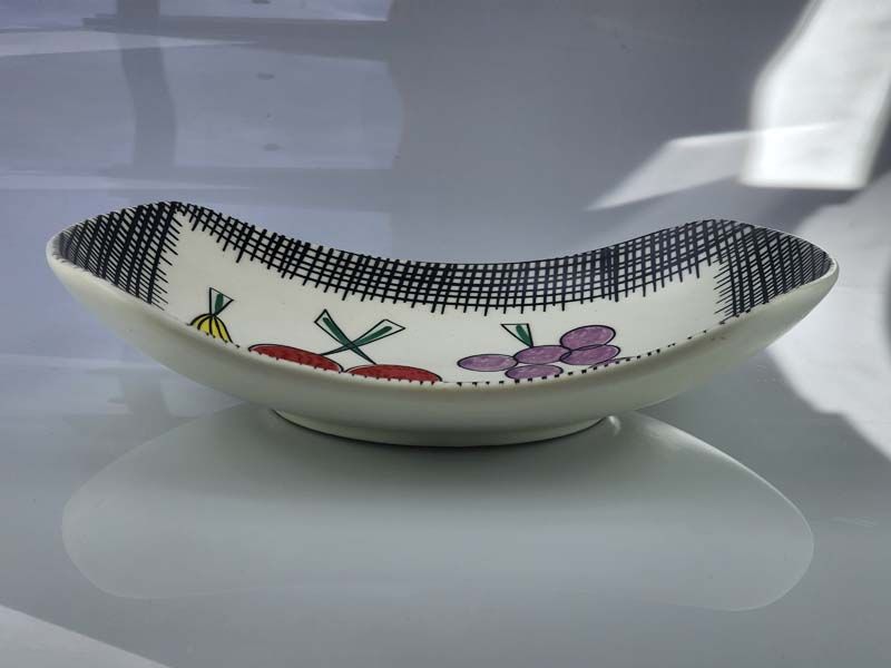China & Ceramics: Schramberg Bowl - Banana series