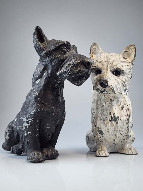 Collectable Black & White Whisky Dogs Advertising