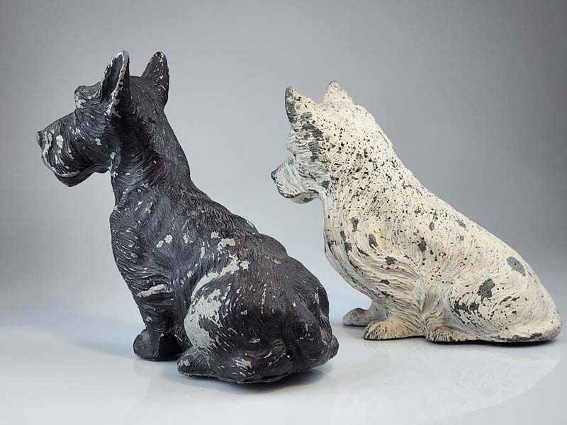 Antiques: Black & White Whisky Dogs Advertising