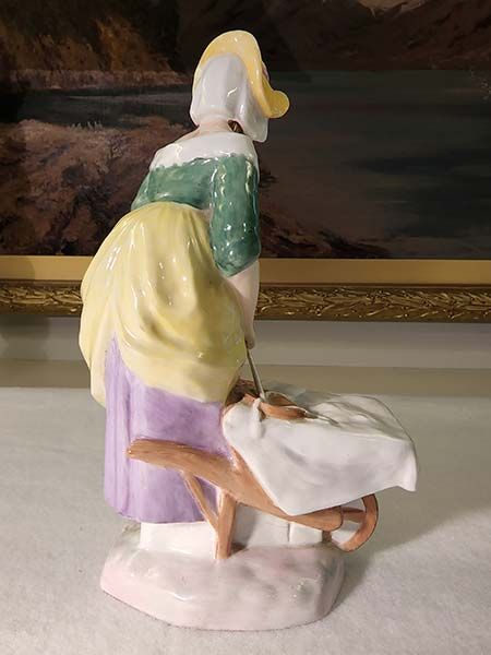 Spode: Spode Copelands Figurine