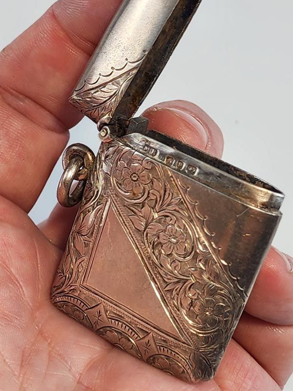 Silver & Gold: Sterling Silver Vesta Case 1898