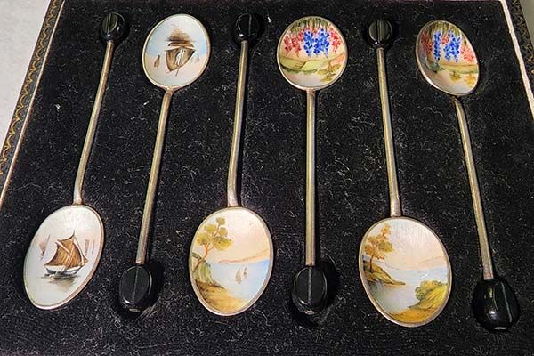 Sterling Silver: Sterling Silver Enamelled Coffee Spoons 