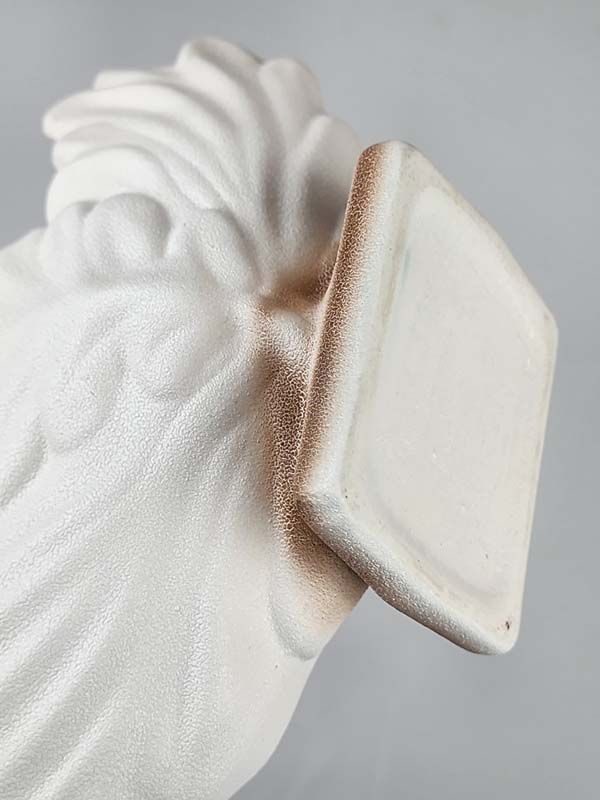 Titian Studios: Titian Studio Ware Leaf Vase