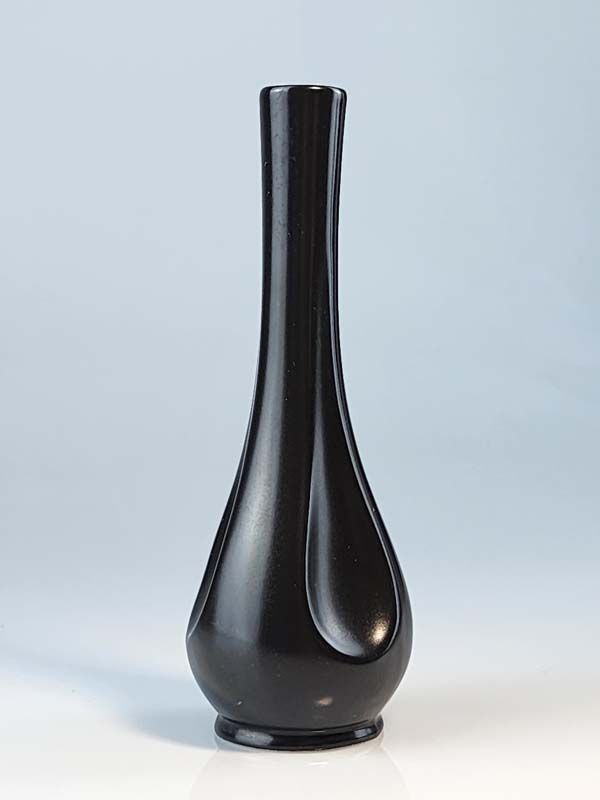 Black Titian Studio Vase 1286