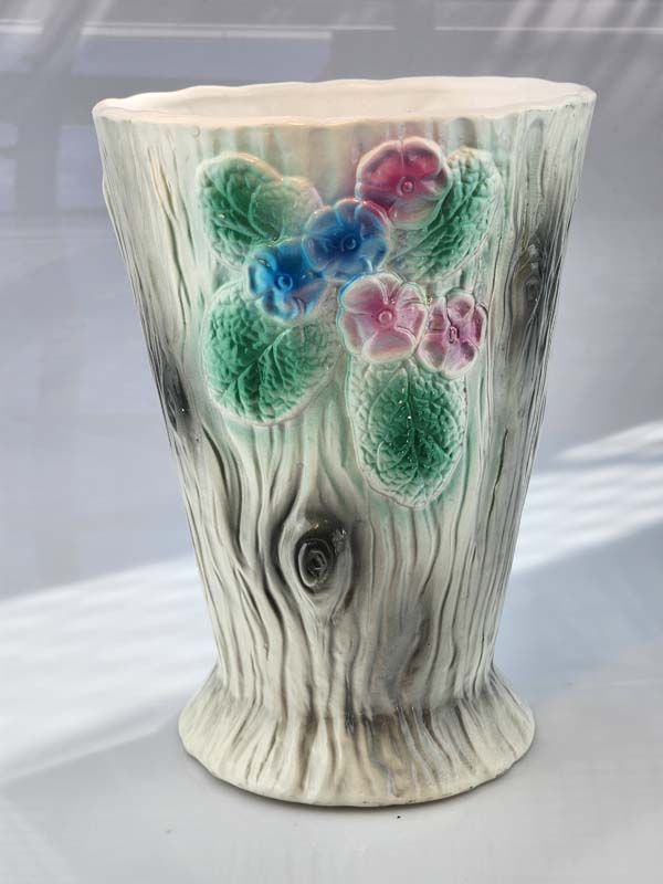 - Other: Titian - Flower Vase