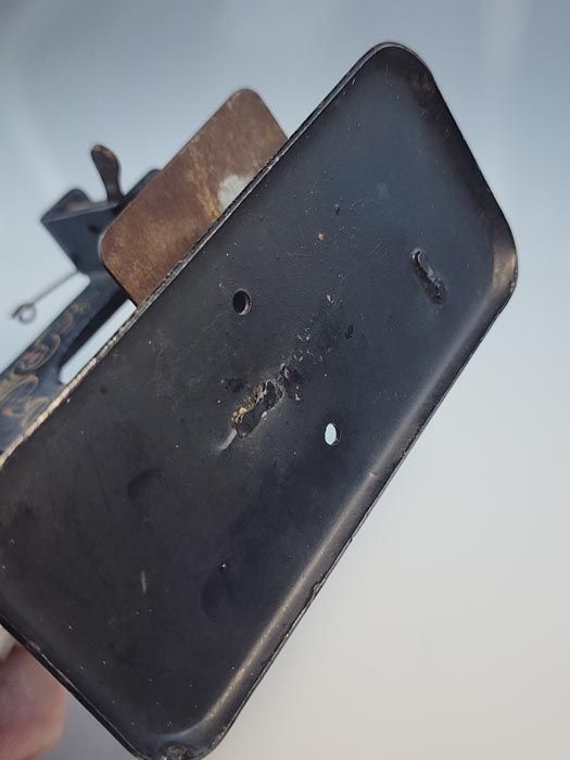 Curios: Childs Toy Sewing Machine