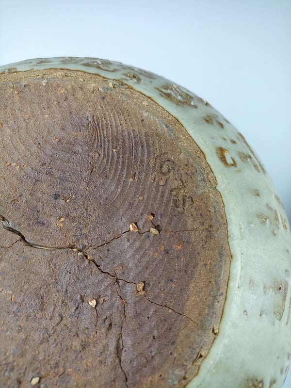 - Signed studio pottery: NZ Pottery Casserole Dish