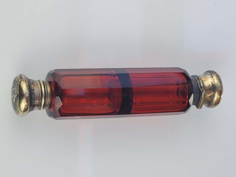 Glass: Ruby Double Scent Bottle