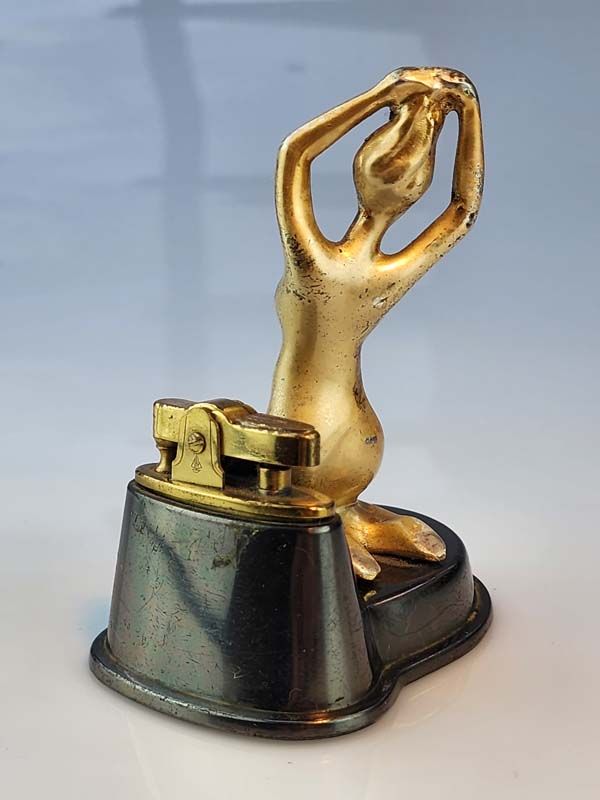 Lighters: Vintage table lighter - Nude lady