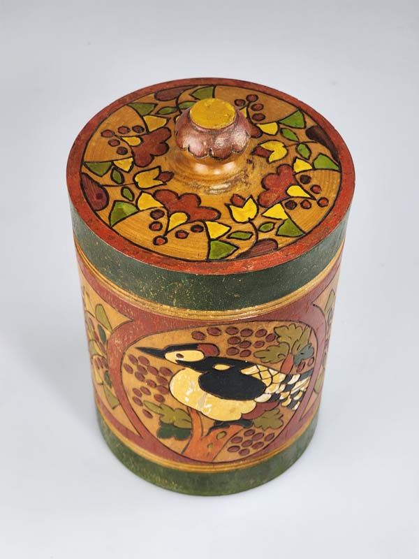 Vintage & Retro: Vintage Lidded Container