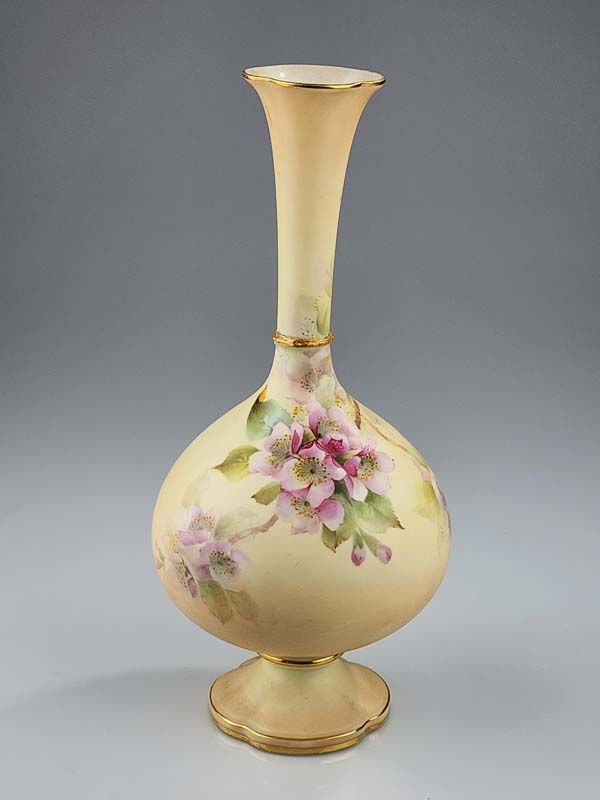 Worcester Royal China Works Bud Vase
